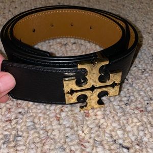 Tory Burch leather reversible black/brown M belt